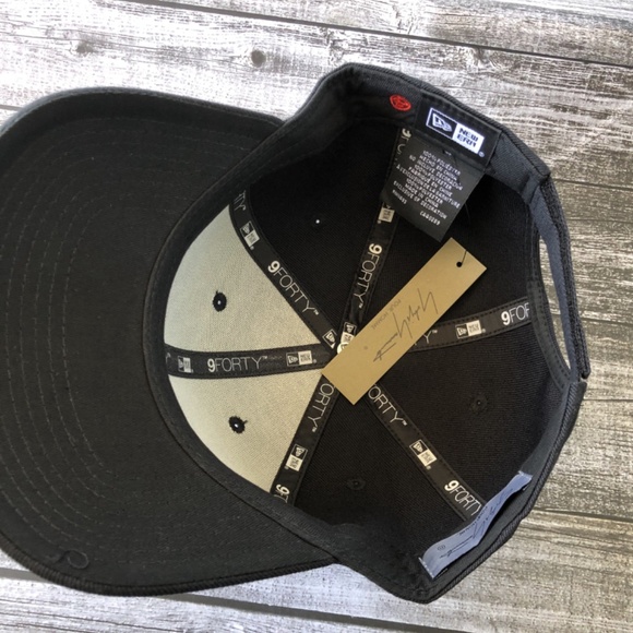 New Era x Yohji Yamamoto 9Forty Caps main image 5